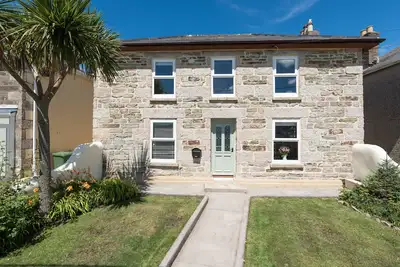 Image de Hillcrest, Hayle - Quatre Chambres Maison, Couchages 8
