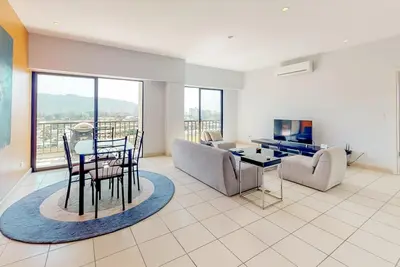 Image de Haut de gamme, condo chien avec vue sur l'océan et des équipements de la station