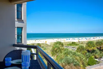 Image de Emplacement fantastique sur la magnifique rue Pete Beach!