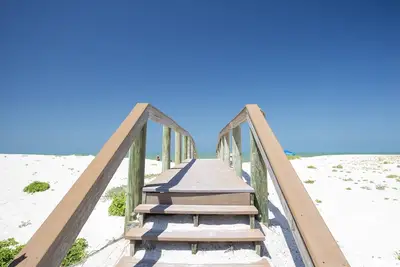 Image de 1 - Beach Club At Pass-A-Grille