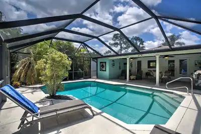 Image de Bungalow Naples avec piscine Lanai - 1 mile de la plage!