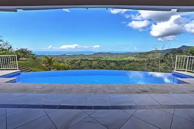 Image de 'Casa de la Roca' Superbe maison Ojochal 3br!