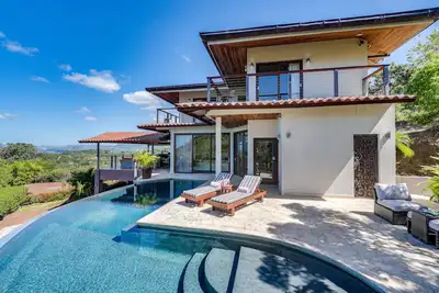 Image de 'Casa Acuario' 4br Playa Conchal House w / Pool!