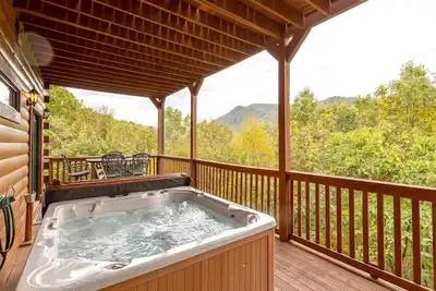 Image de Une vue majestueuse Iii, 3 chambres, 12 couchages, bain à remous, Air Hockey, billard