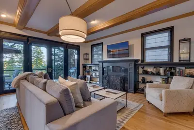 Image de HavenCrest - Magnifique, impressionnant lac vue sur cette maison de 5 Br w / Hot Tub!