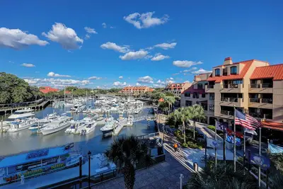 Image de Great Harbour vues situé à Shelter Cove