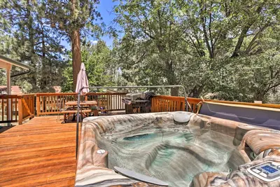 Image de Big Bear Cabin w / Private Deck + Hot Tub près de Resorts