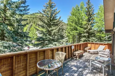 Image de 10 min à Vail ou Beaver Crk, Eagle Vail Home w / Sunny Mtn Views, Expansive Upper Deck, includes A / C