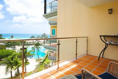 Image de Front De Mer - Eagle Beach - Oceania Resort - Condo Glamour View 2br - E422-2