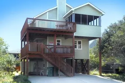 Image de Oceanside- 5 BRs, piscine privée, bain à remous, table de billard, chiens bienvenus, Com Tennis