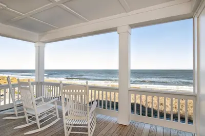Image de Offrez à votre famille pour ce premier bord de mer duplex près de la jetée