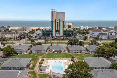 Image de Nouvellement mis à jour North End Condo avec accès à la piscine