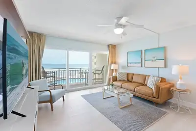 Image de Direct Oceanfront - Magnifiquement mis à jour - Excellentes vues sur l'océan