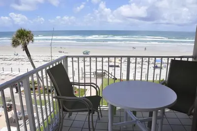 Image de Unité Direct Ocean Front / Corner! NoDriveBeach de New Smyrna! !