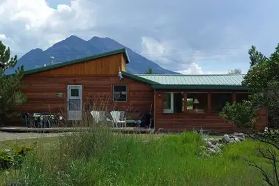 Image de 2br Emigrant Cabin sur 10 acres avec des vues paisibles!