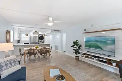 Image de Condo au rez-de-chaussée mis à jour - Directement sur la plage - Famille et animaux acceptés