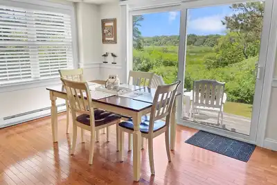 Image de Misty Meadow - Condo rénové - Climatisation centrale