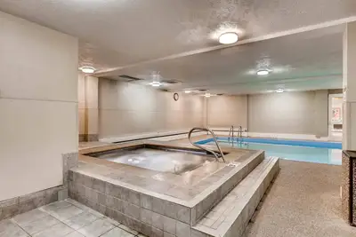 Image de Près de la télécabine / navette - piscine! ! - Hot Tub Walk à tout! - par iTrip