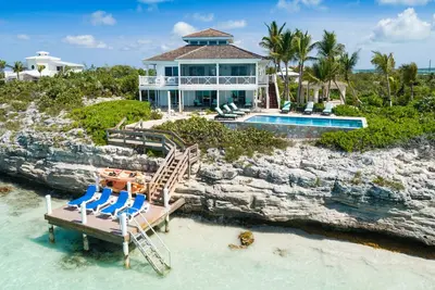 Image de Superbe villa face à l'océan, récemment rénovée, à Taylor Bay Beach!