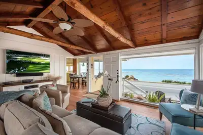 Image de 3705 Oceanview Serenity ~ Oceanfront, observez les baleines et les loutres de mer!