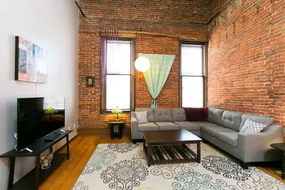 Image de Emplacement de la rue principale! ! Downtown Stillwater