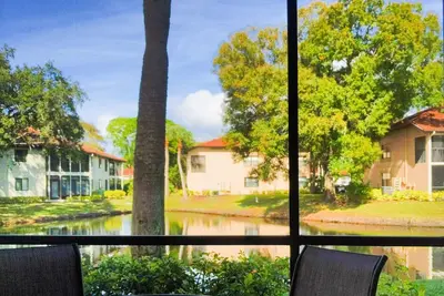 Image de Magnifique condo 2 Br / 2 Ba dans la communauté style resort # 4430