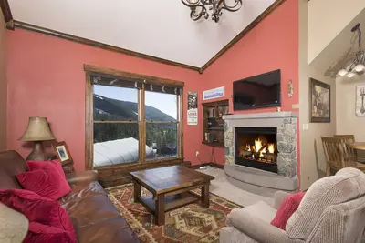 Image de King Bed - �� c��té de la télécabine dans River Run Village! Piscine chauffée toute l'année / Garage chauffé Location neuve