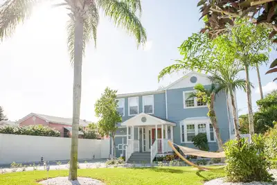 Image de East Delray Beach - Marchez jusqu'à Atlantic Ave Restaurants, Shoppes et la plage!