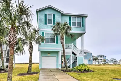 Image de Galveston House w / Private Beach Access & 2 Decks!