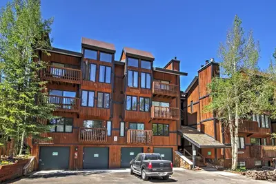 Image de Condo 1br Breckenridge avec piscine communautaire et bain à remous