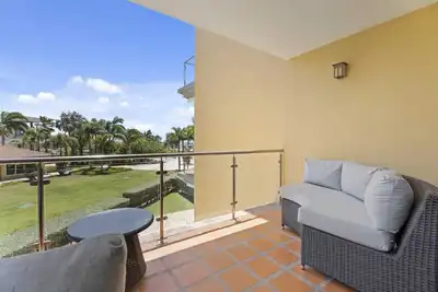 Image de Front De Mer - Eagle Beach - Oceania Resort - Condo 2br Superior View - E225-2