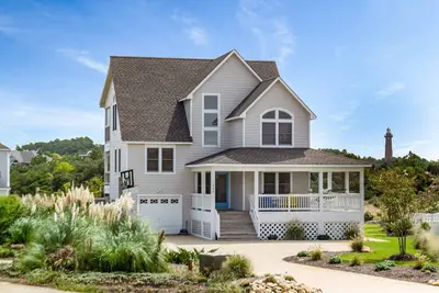 Image de C5001 Amour chiot. Chiens Bienvenue! Piscine / spa, commodités à proximité et phare!