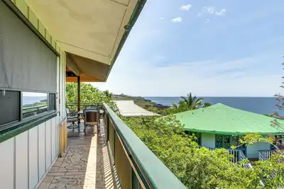 Image de Captain Cook ‘Anji’s Beach House’ avec Lanai & Views!
