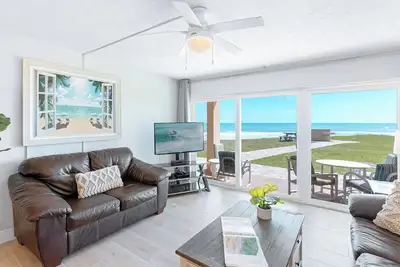 Image de Oceanfront. . . Rez-de-chaussée. . . Amazing Ocean Views. . . Grandes téléviseurs plasma Hd Led