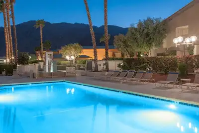 Image de Gagnant du centre-ville au Plaza Villas - Marchez vers les navettes Coachella!