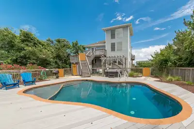 Image de D0216 Juste pour le plaisir. Piscine avec option de chauffage, équipements collectifs, WiFi!