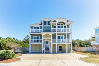 Image de Gone Coastal at Corolla Shores Maison 7 Chambres