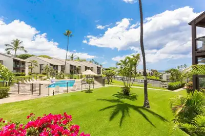 Image de # 236 Condo au deuxième étage, accès facile à la meilleure plage de Maui!