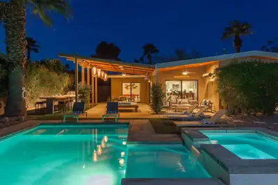 Image de Atomic Ranch Heaven: 3 Br, 2. 5 Ba House à Palm Springs, pour 6 personnes