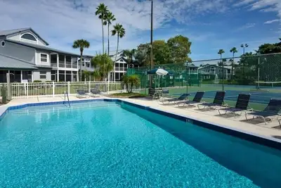 Image de Piscine chauffée Free WiFi courte promenade à Beach & Bay Amérique chérie!