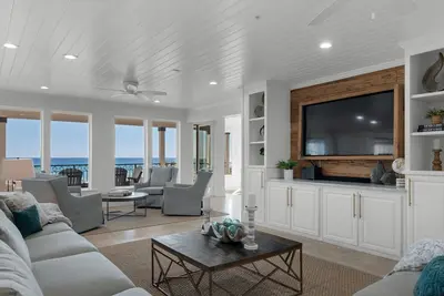 Image de Luxueux 7 Br Beach Home droit sur le golfe! Family Beach Get-Away, piscine privée