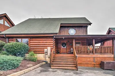 Image de 'Cubbie's Cabin' 2br luxueux à Sevierville!