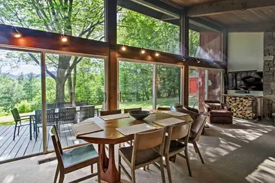 Image de Maison familiale Glen avec vue sur la montagne blanche!