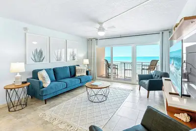 Image de Direct Oceanfront - Magnifiquement mis à jour - Excellentes vues sur l'océan