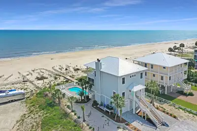 Image de Calme C30a Gulf Front Accueil avec piscine privée et une vue imprenable ~ Coastal Cove
