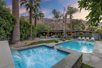 Image de Mesa Mid-Century: 2 Br, 2 Ba House à Palm Springs, 4 couchages