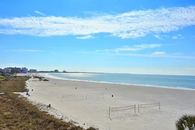 Image de Caprice # 401- Condo sur la plage / Vues Impressionnantes / Unité de coin 2 Bdrm!