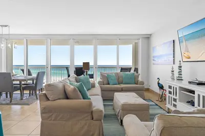 Image de 2000 pieds carrés, grand balcon, front du golfe, parachute ascensionnel gratuit