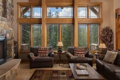 Image de Vues sur la montagne, théâtre privé, bain à remous, navette gratuite: Mont Vista Château
