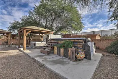 Image de Tucson Casita exquis par Panto River Park Trail!